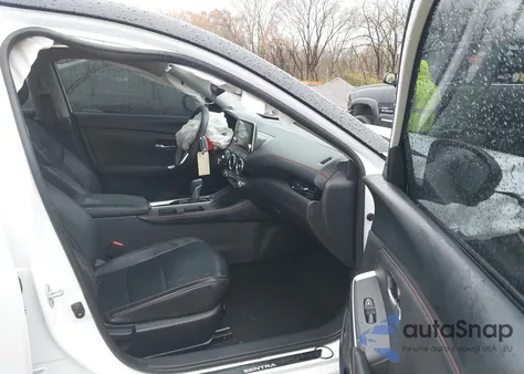 2025 Nissan Sentra Sr z USA, uszkodzony, nr VIN 3N1AB8DV8SY344898